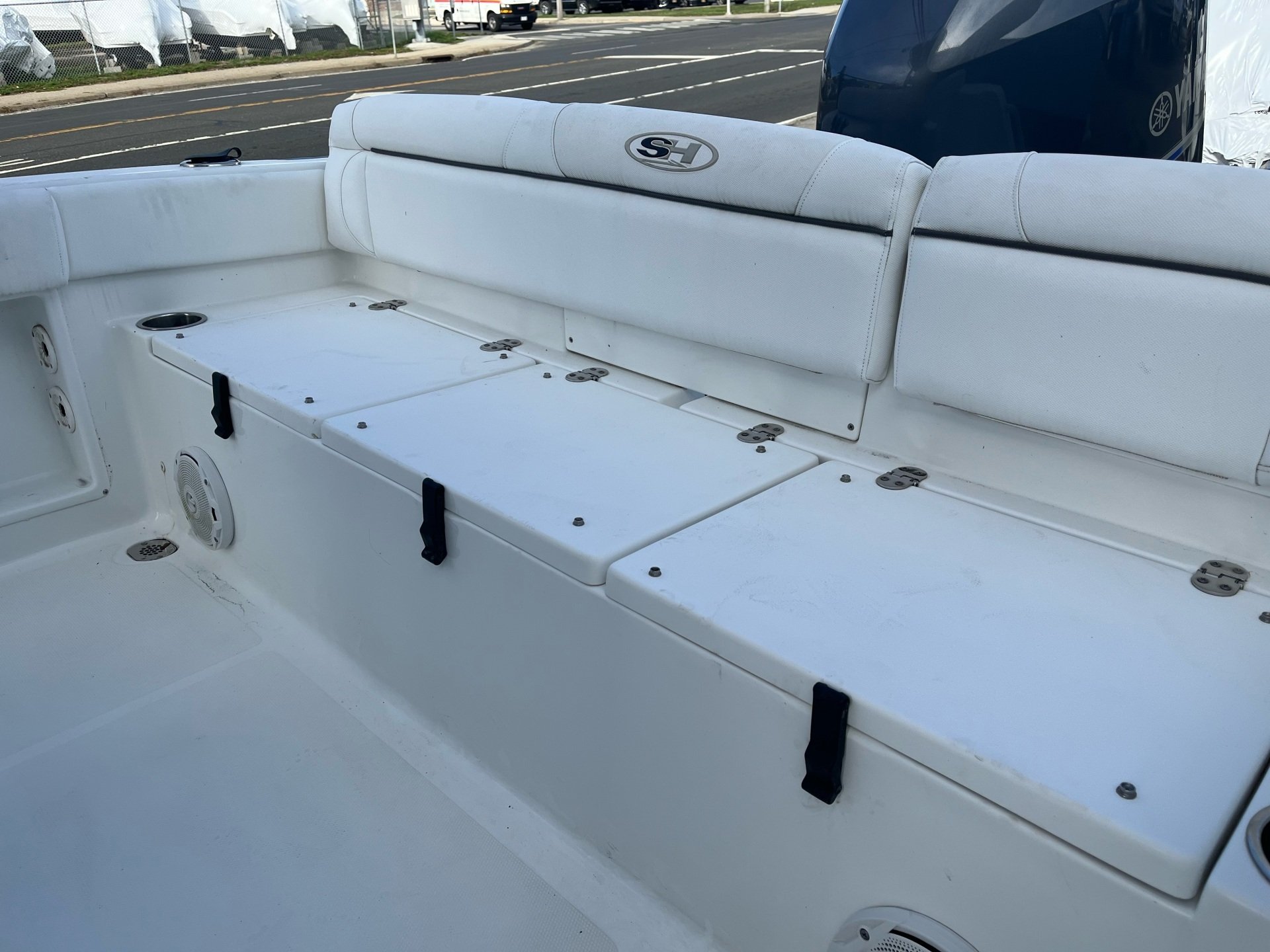 PreOwned Boat Dealer Lindenhurst, NY