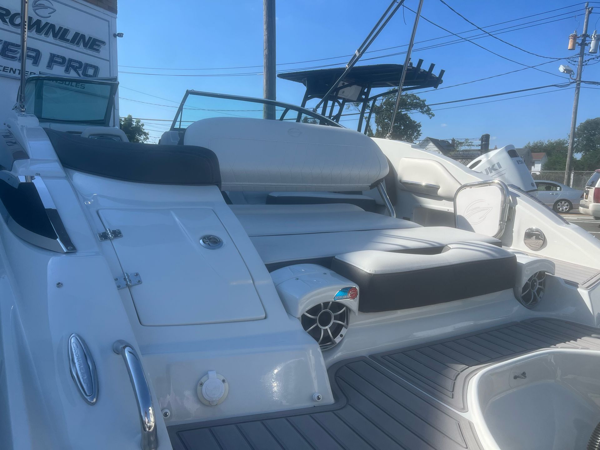 PreOwned Boat Dealer Lindenhurst, NY