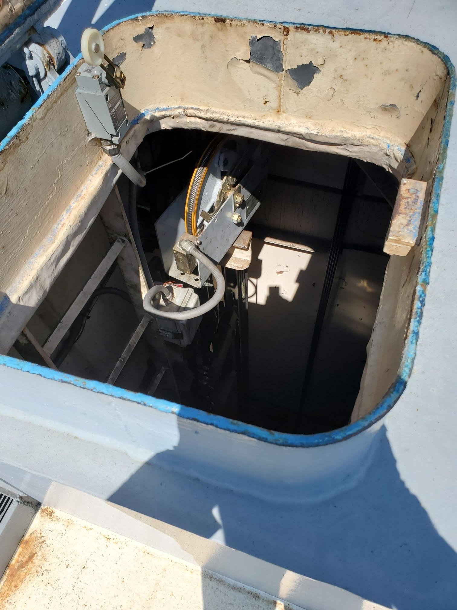 Marine Vessels, Ships, Rigs Elevator Repair Beaumont TX