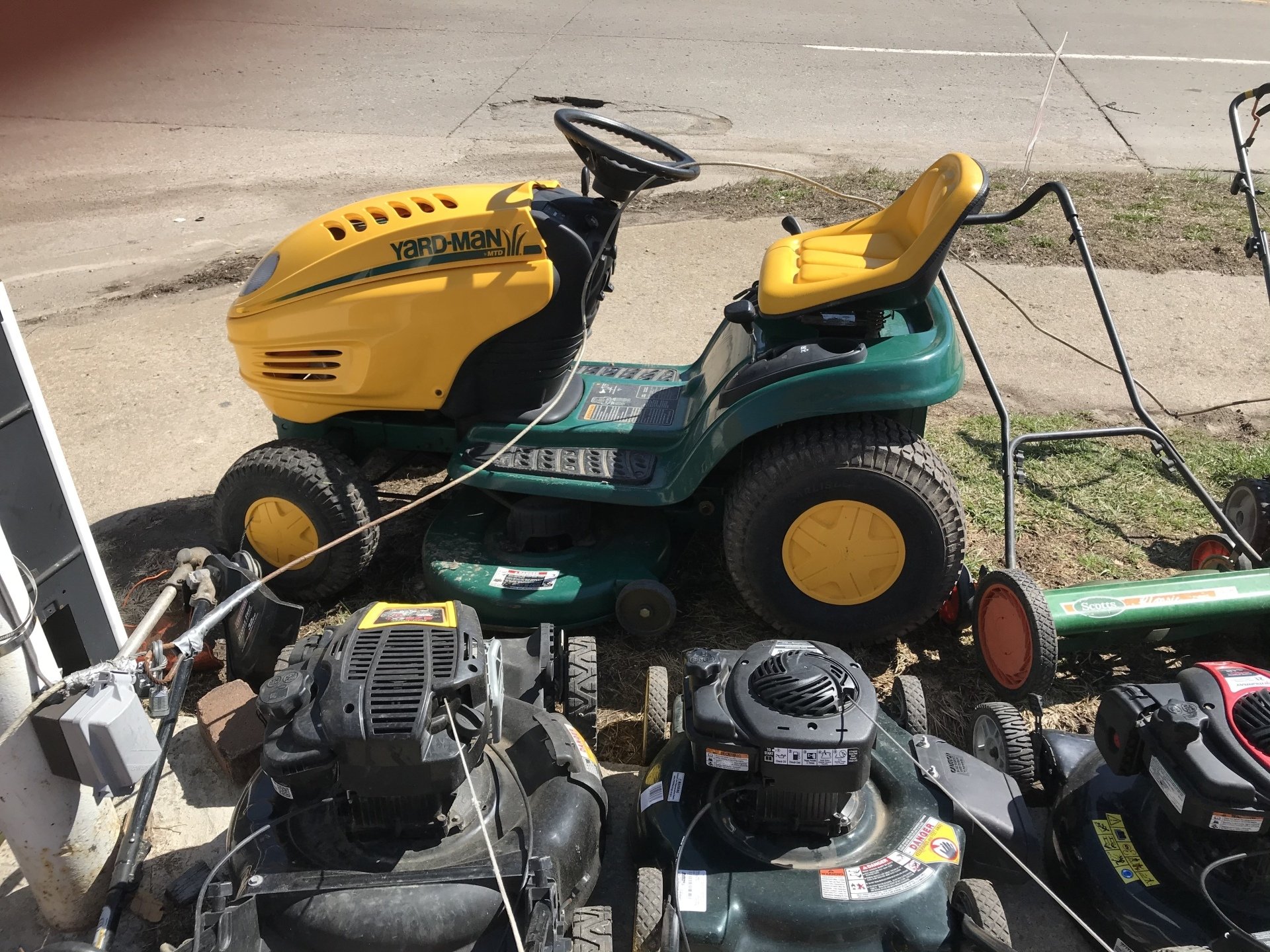 Gardening Lawn Mowers Topeka, KS