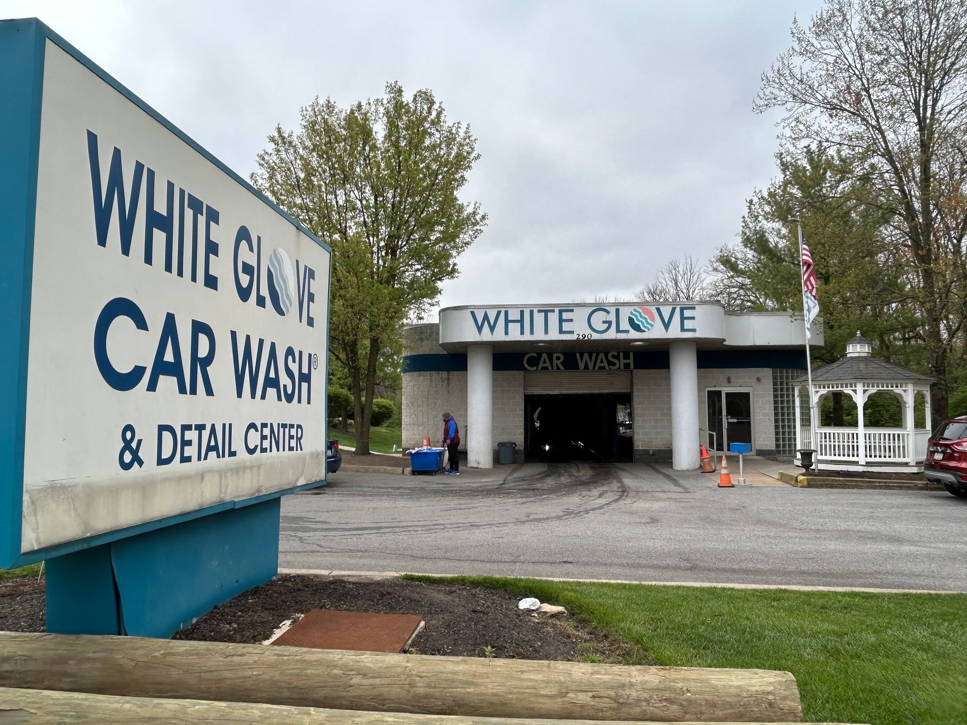 Auto Car Wash Exton, PA White Glove Car Wash & Detail