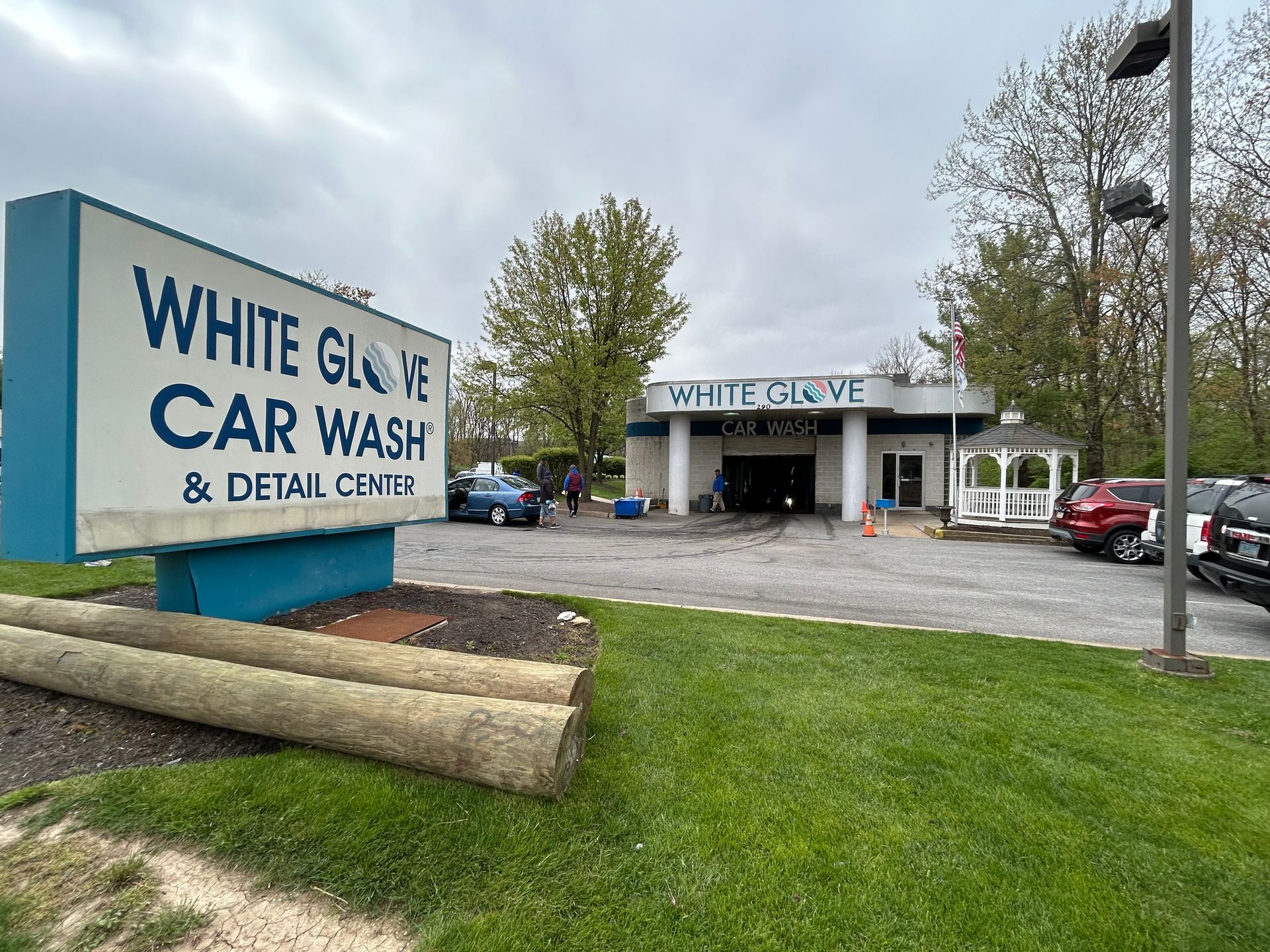 Cash Wash White Glove Car Wash & Detail Wilmington, DE