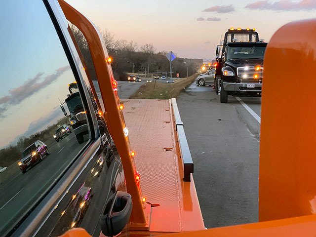 EW Tow Service Photo Gallery | Kansas City, MO
