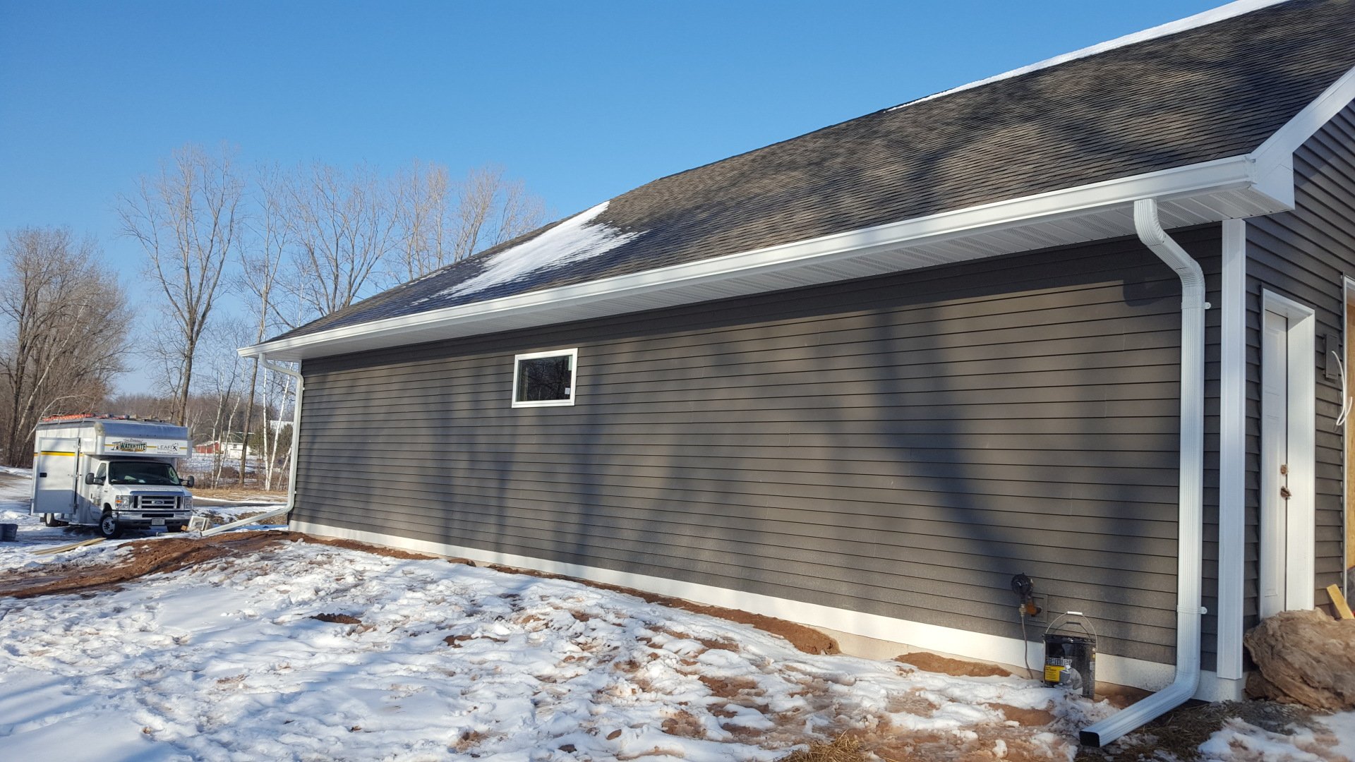 White 6 inch Gutter and 3x4 Downspout