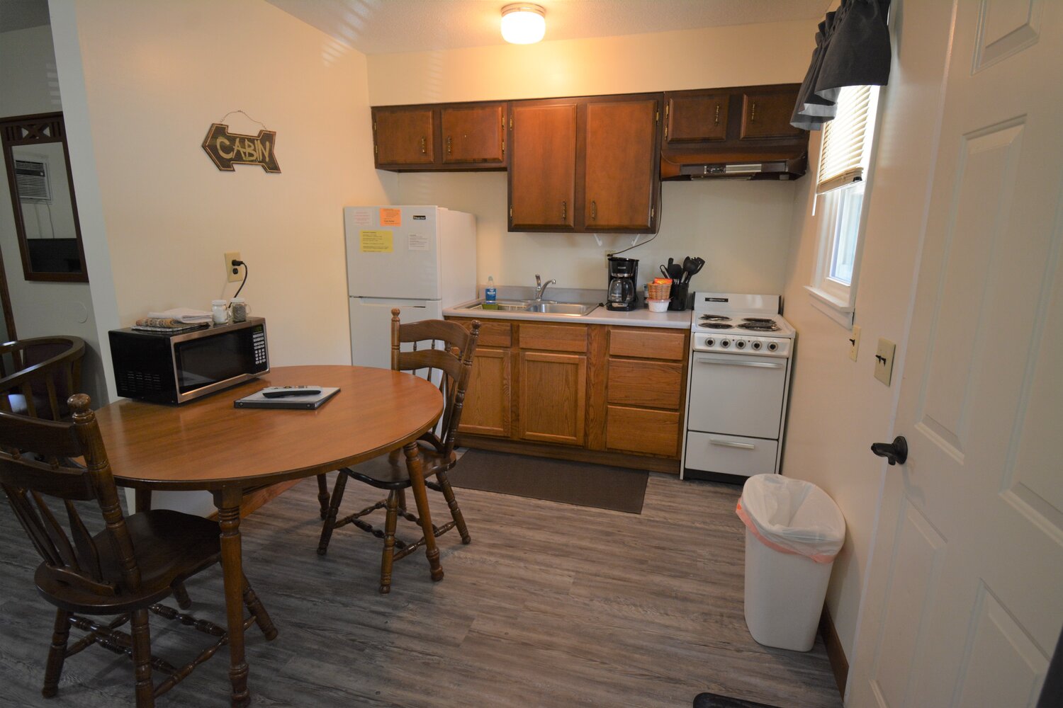 Efficiency Room Rentals Lithia Resort