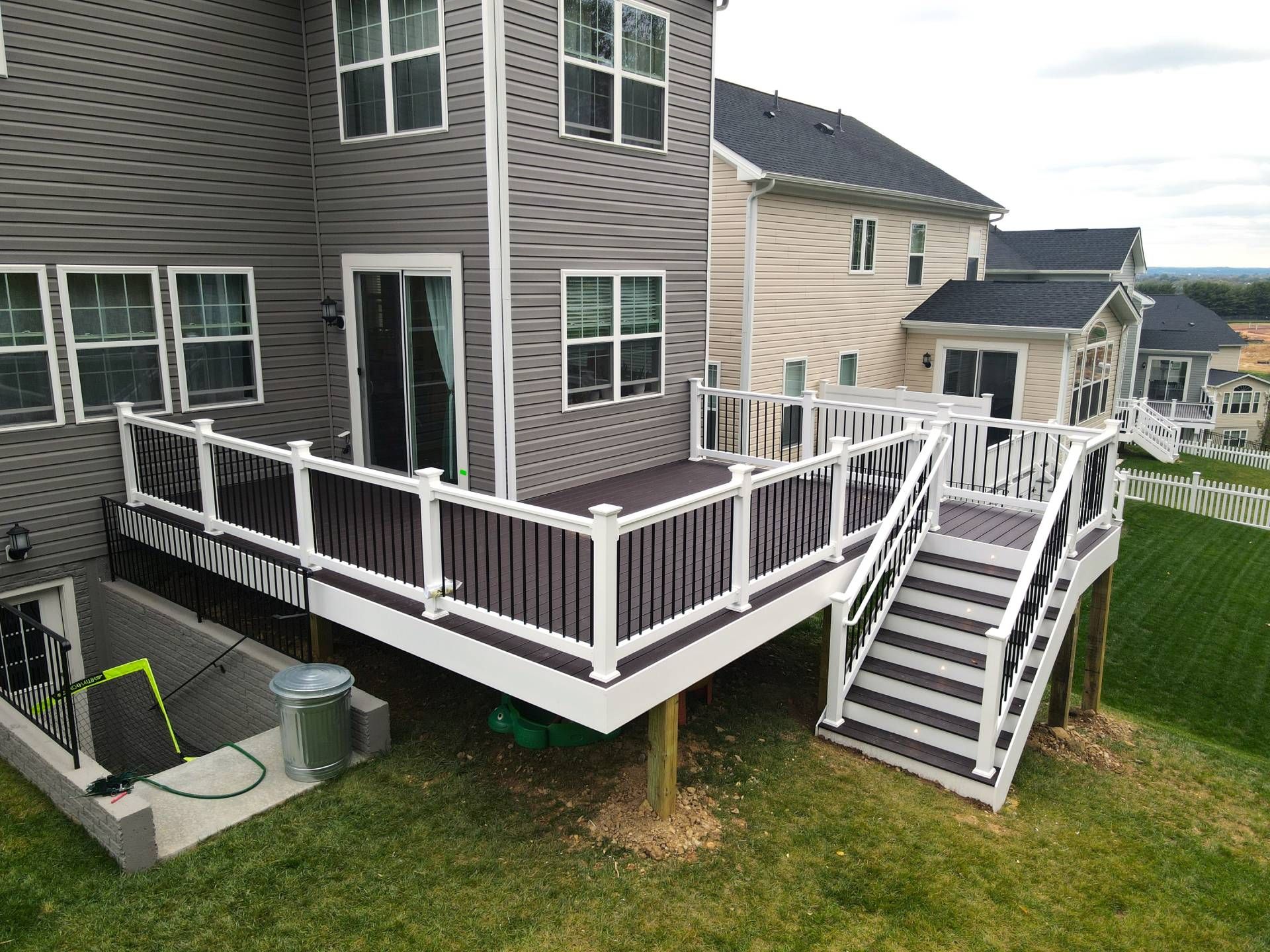 Local Deck Builder Gaithersburg, MD | Barrick Deck and Fence