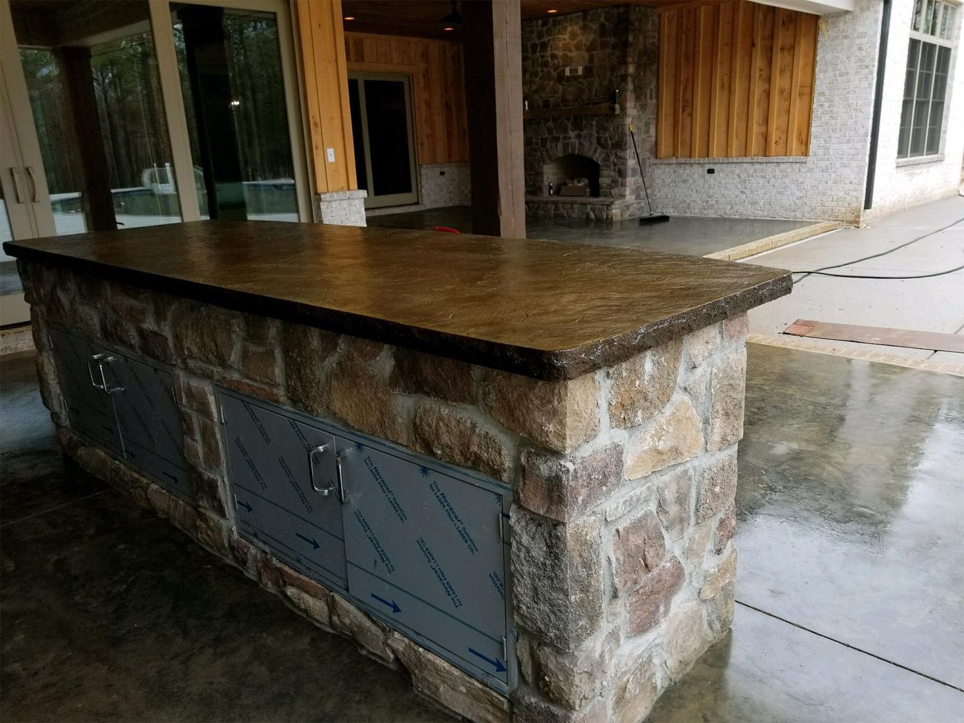 Custom Outdoor Kitchen and Bars Memphis, TN