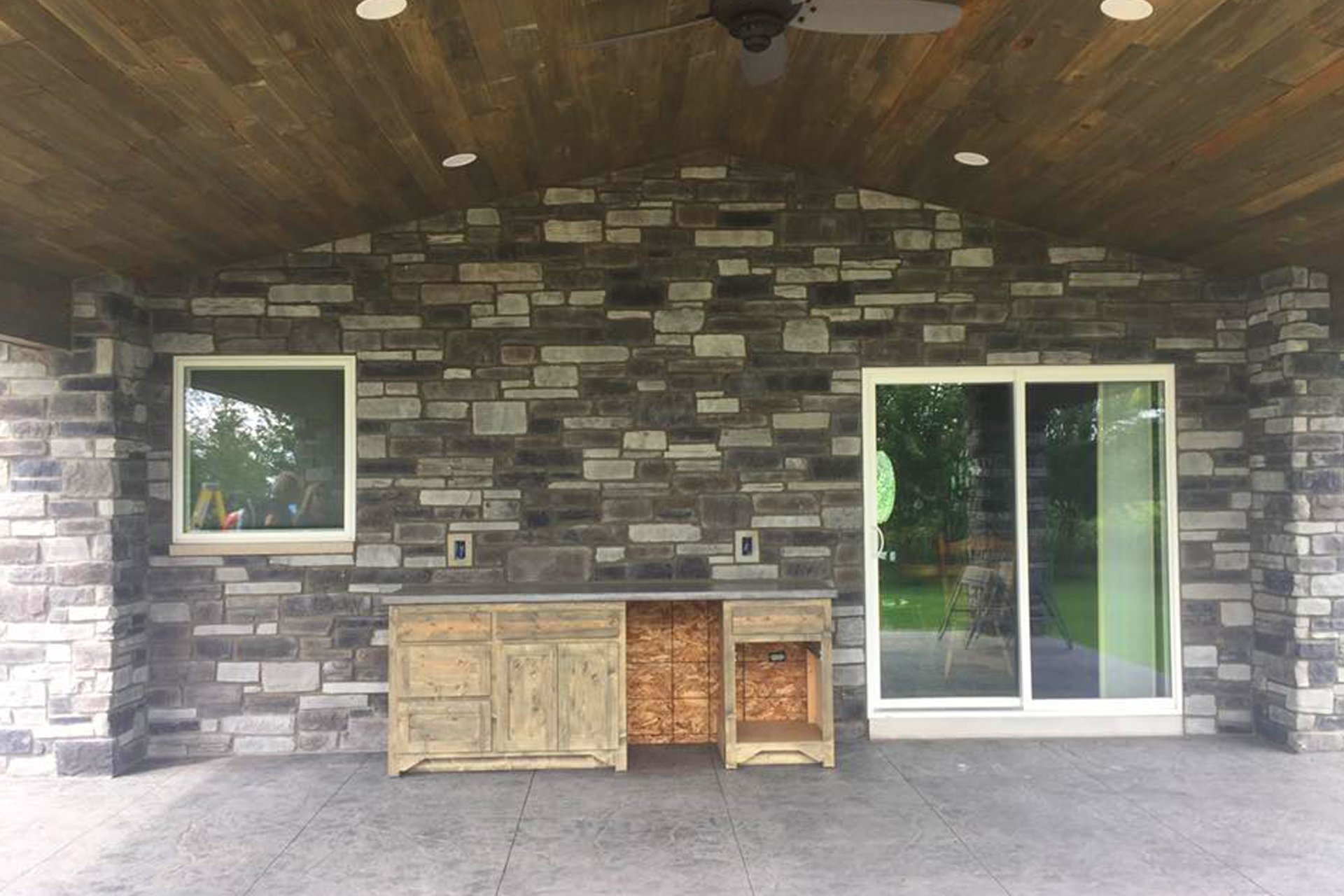 Fireplaces Veneer Stone Appleton, WI Neenah, WI Green Bay, WI
