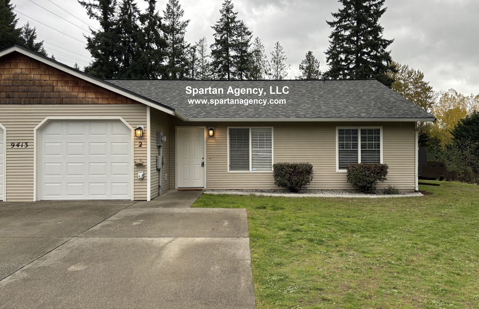 Duplex Apartment Rent Bonney Lake, WA