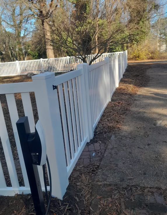 Fence Installation and Repairs | Norfolk, VA