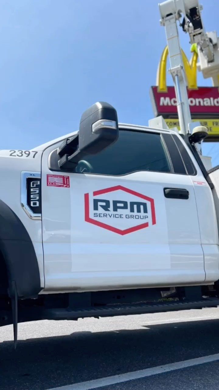 Car Rpm Warning Ranch Sign Sign Manufacturer PA | RPM Signs and Lighting