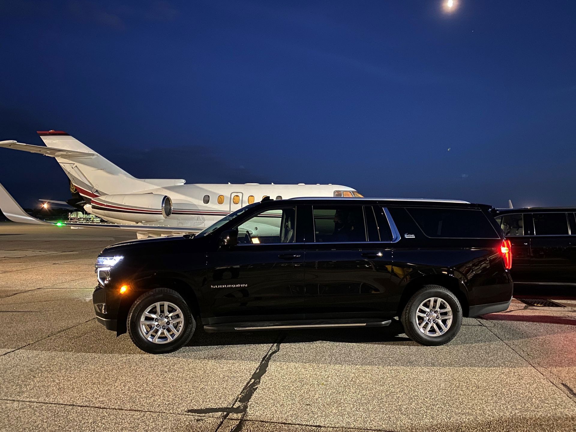 sentinel-limousine-hero-private-jet-grou