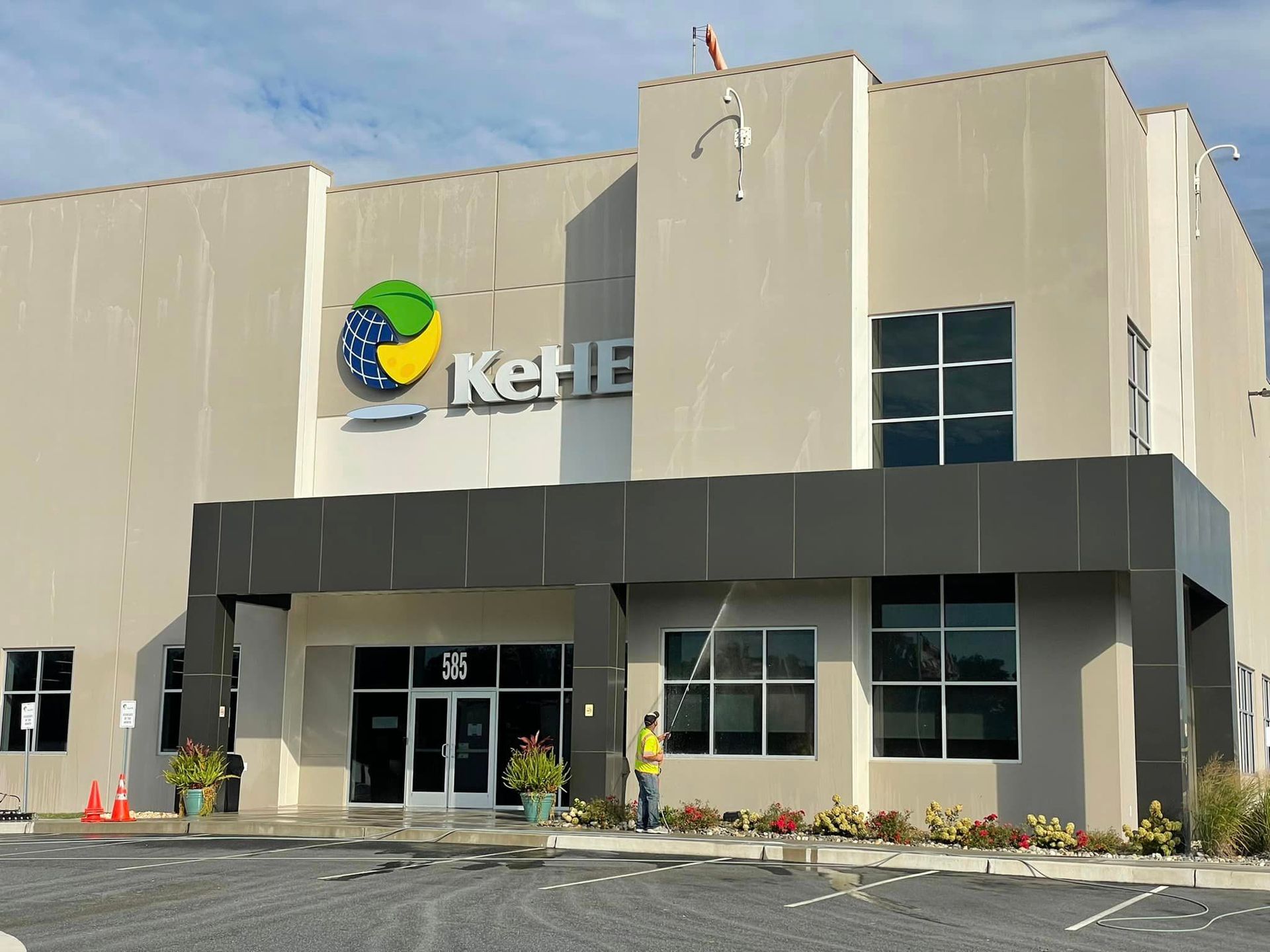 A large building with the word kehb on it