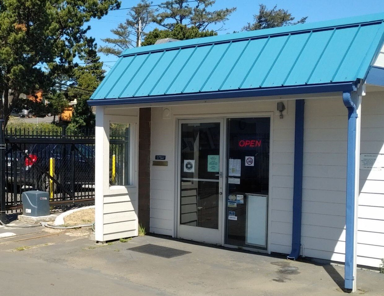 Lincoln City and Lighthouse 101 Storage Lincoln City, OR