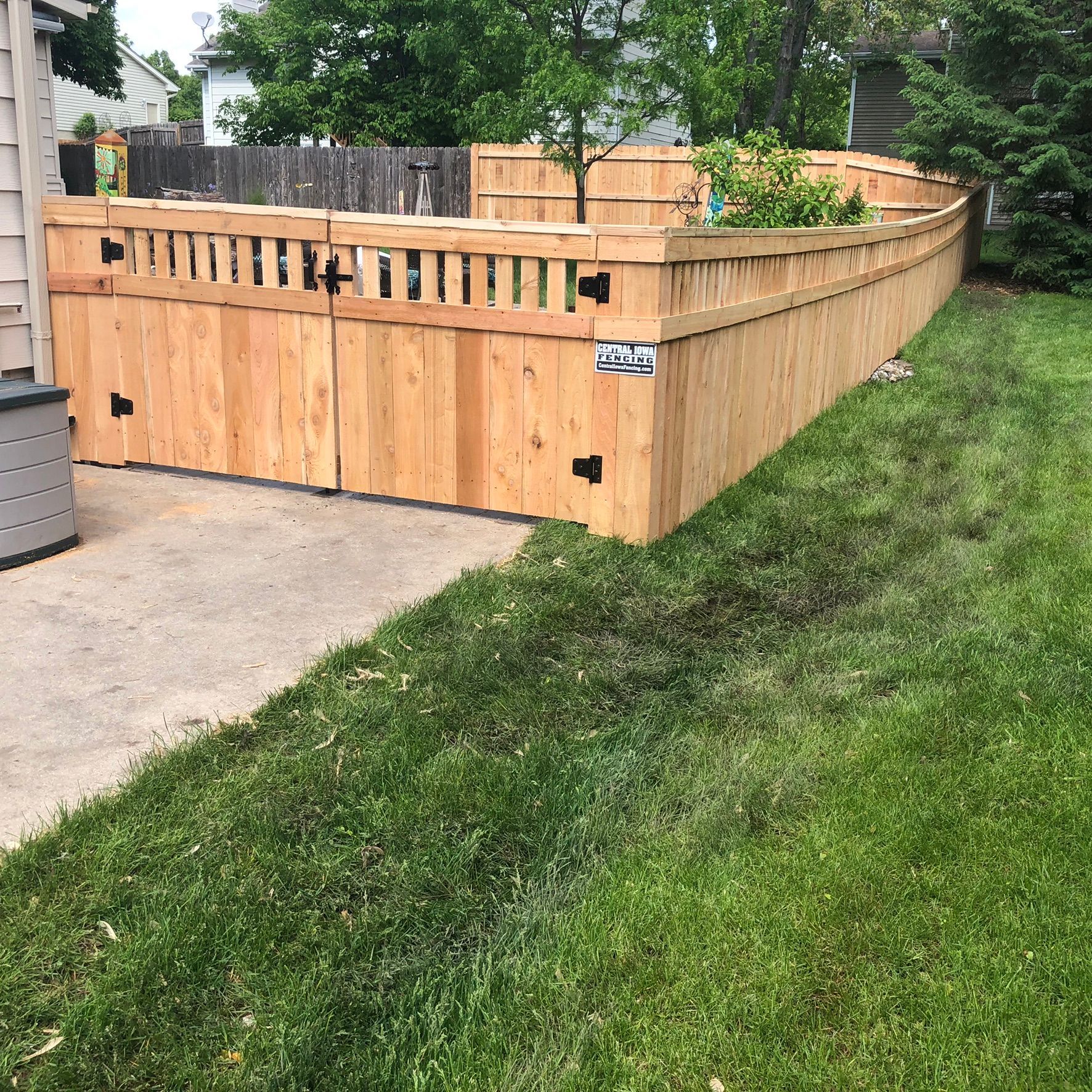 Wood Fence Companies Des Moines, IA Iowa City, IA