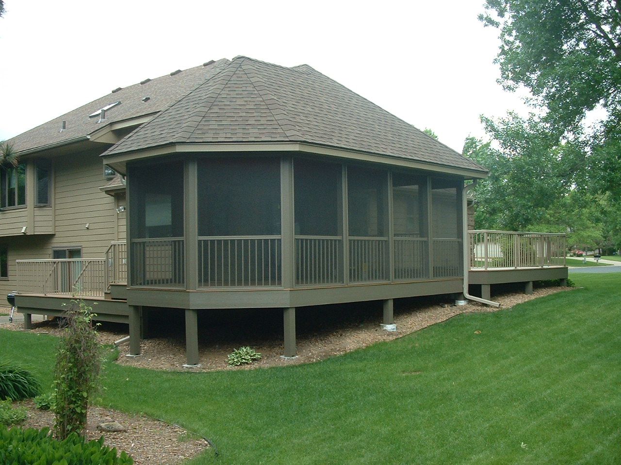Deck Contractors Roseville, MN | Woodbury, MN