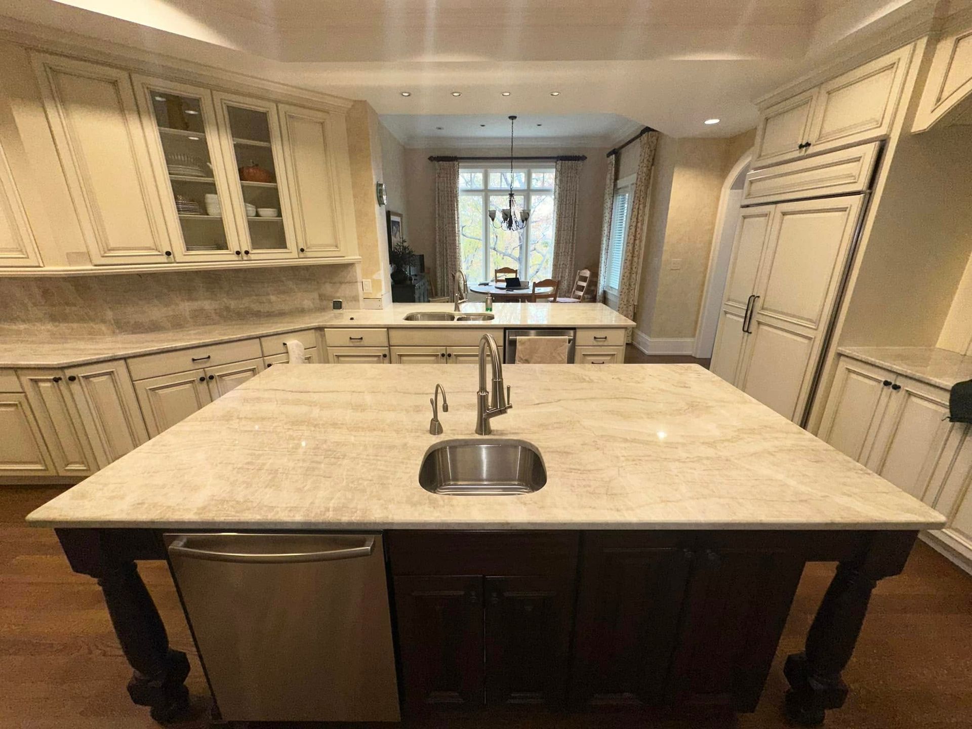 Countertops California Granite & Flooring | Fuquay-Varina NC