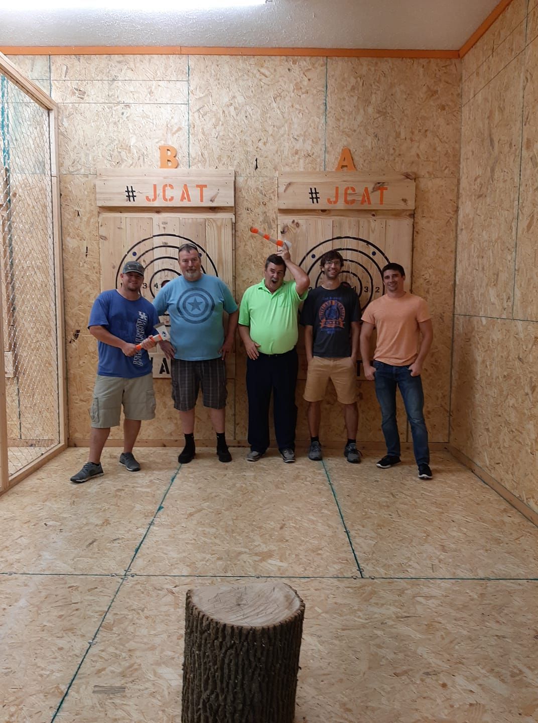 Johnson Country Axe Throwing Leagues Whiteland, IN