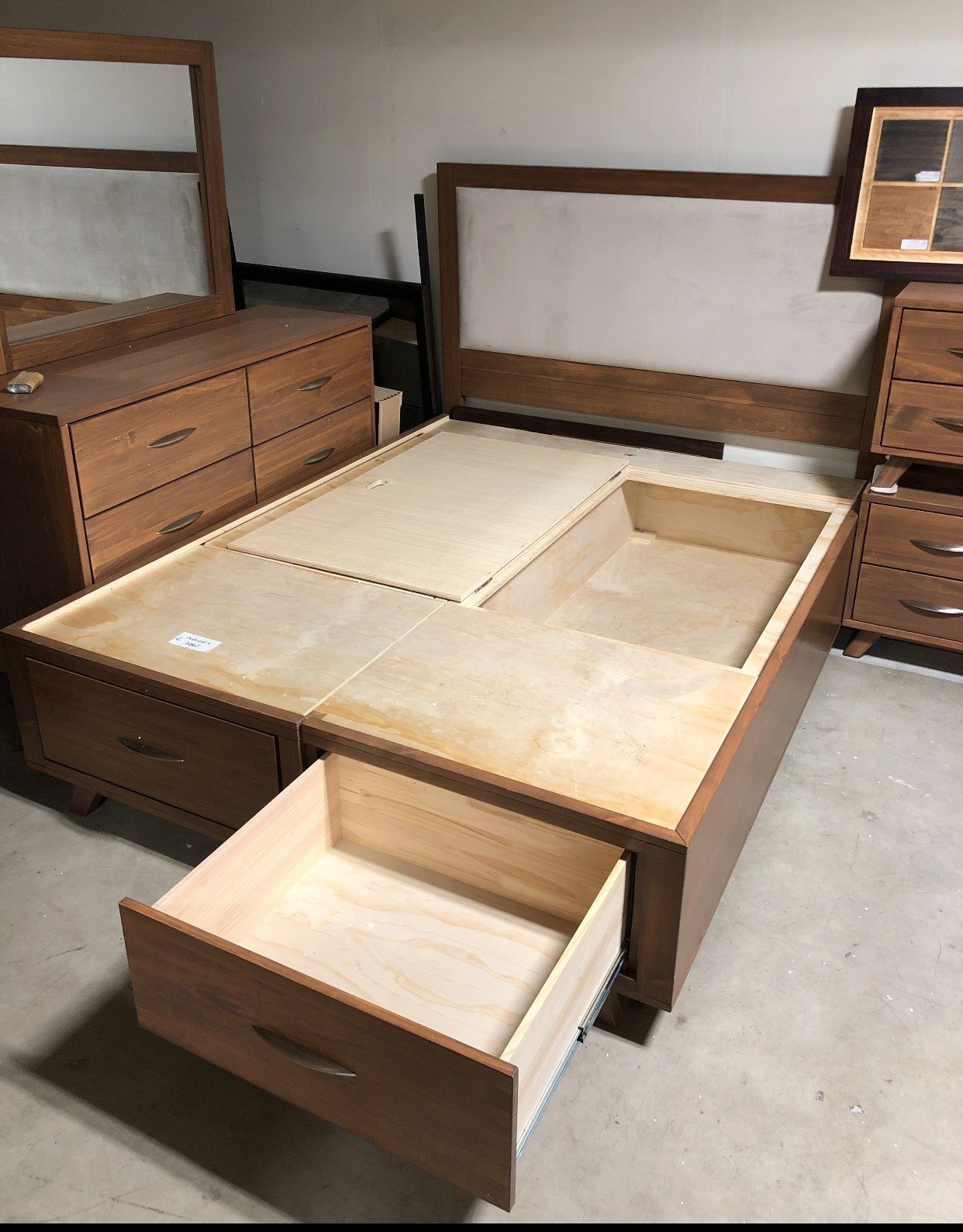 Mattress & Furniture Express Photo Gallery Roseville CA