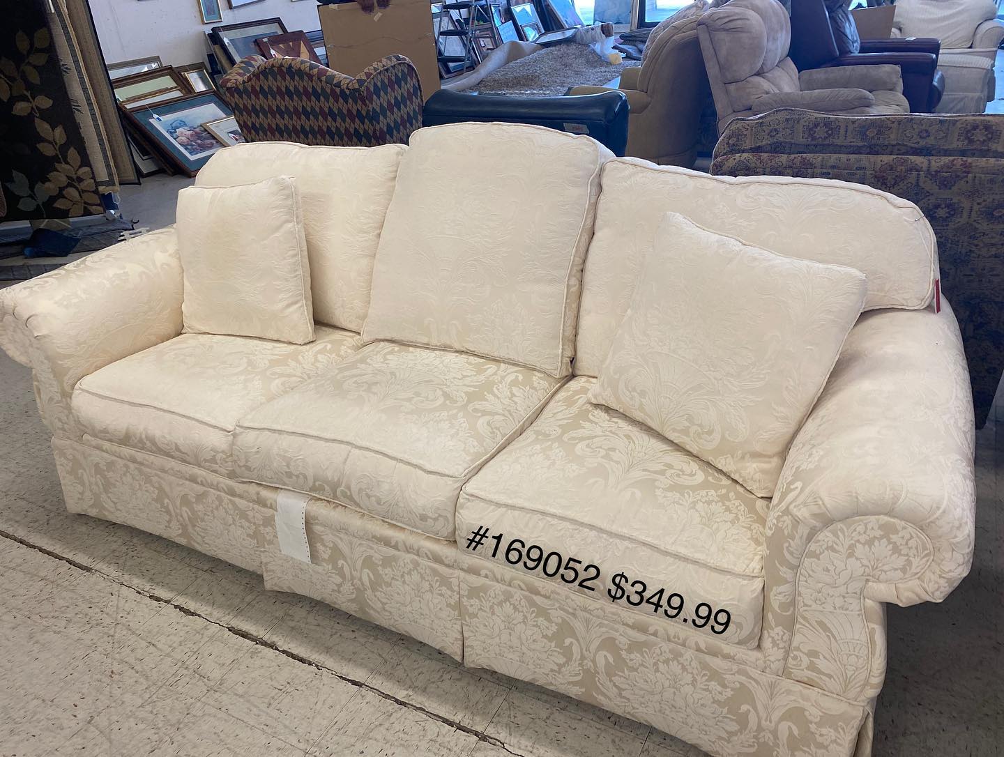 Consignment Furniture Showroom Gallery Waco, TX