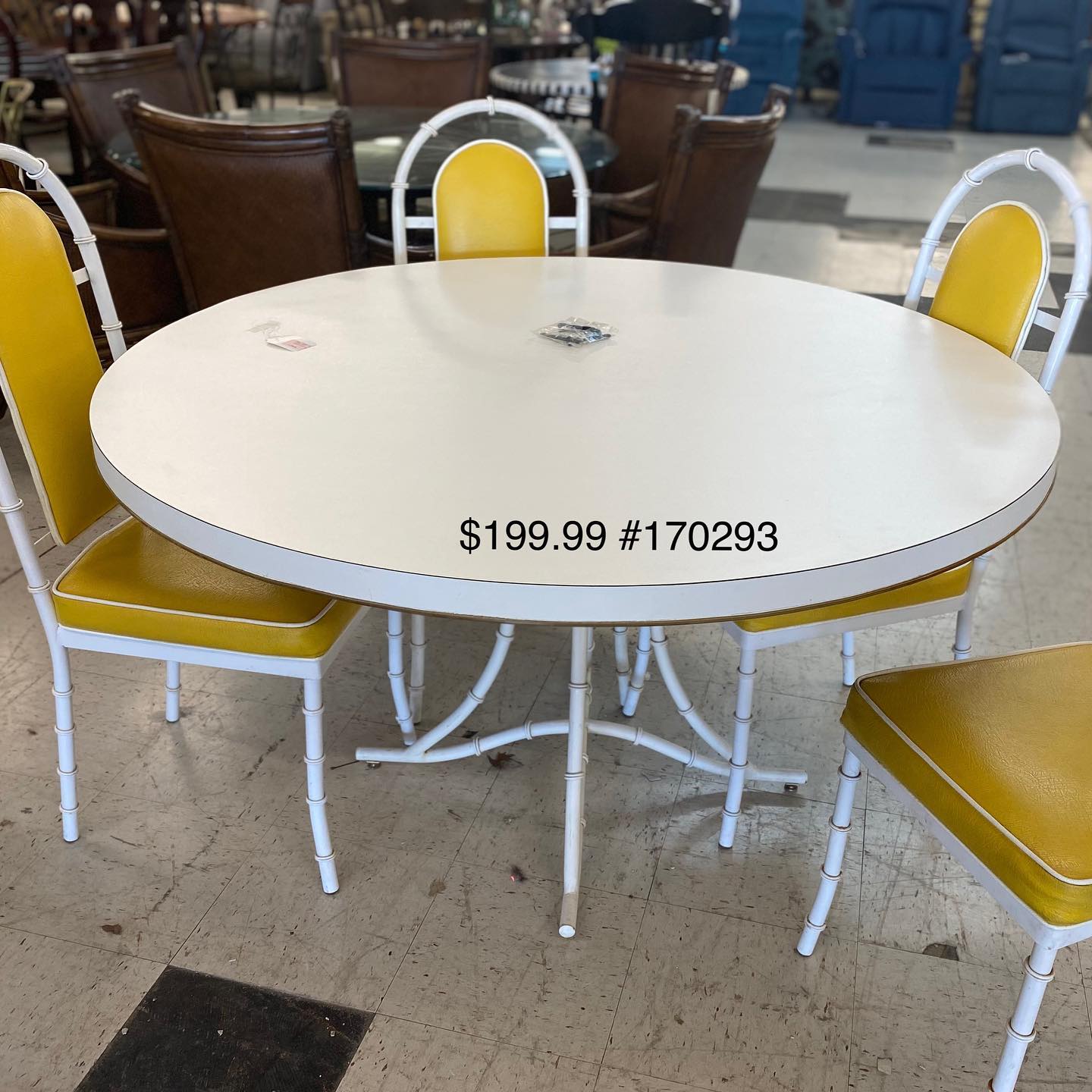 Consignment Furniture Showroom Gallery Waco, TX