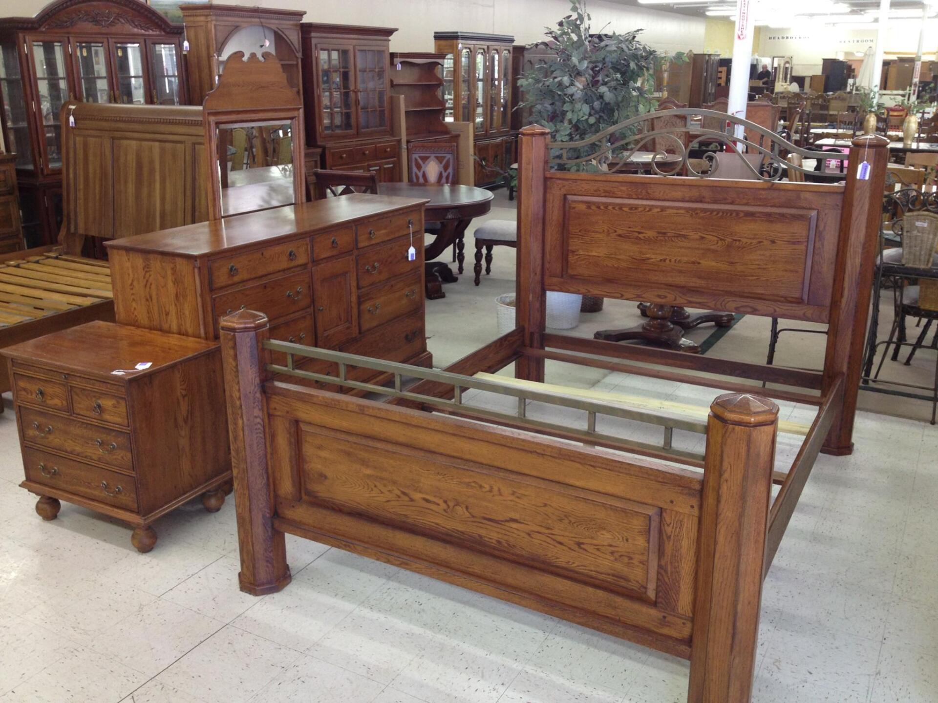 Consignment Furniture Showroom Sofas Waco, TX