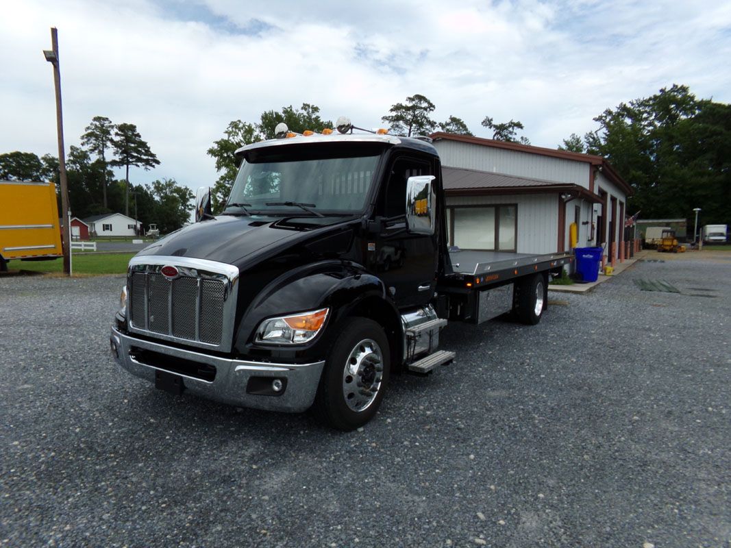 Tractors Travel Trailers Selbyville, DE