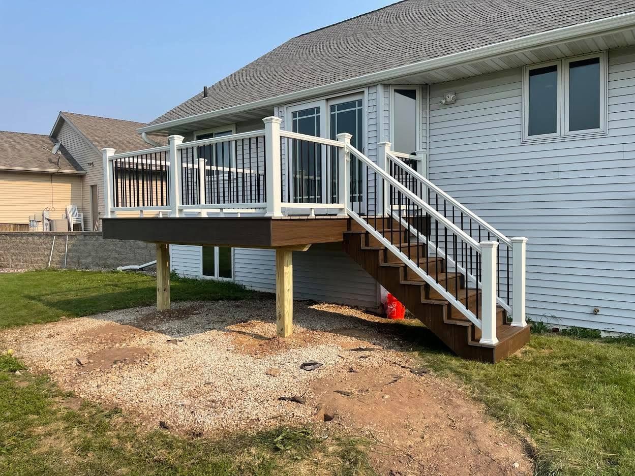 Custom Decks & Renovations Gallery | Northeastern WI