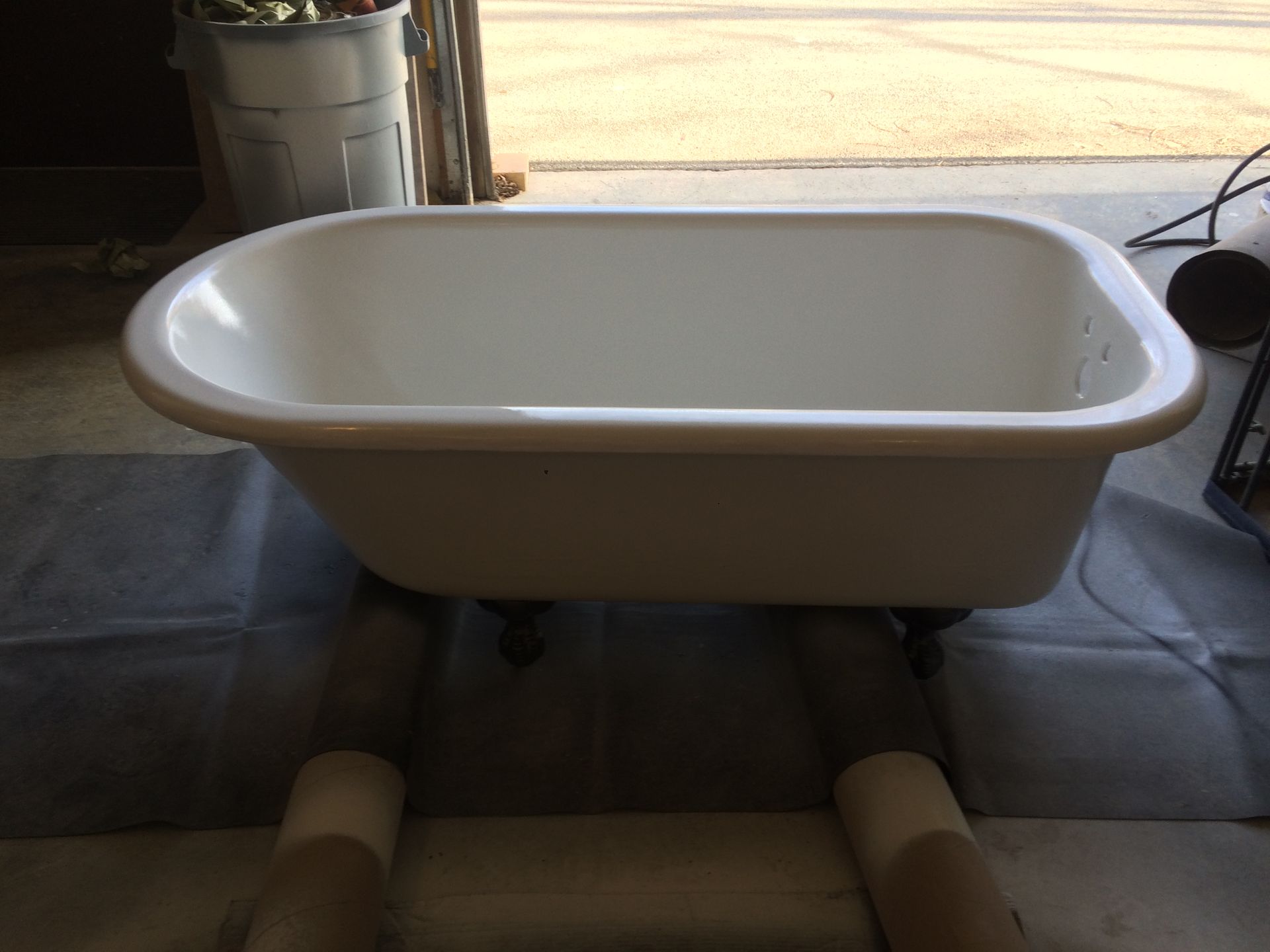 Bathtub Refinishing Fiberglass Tub Repair Lancaster, PA
