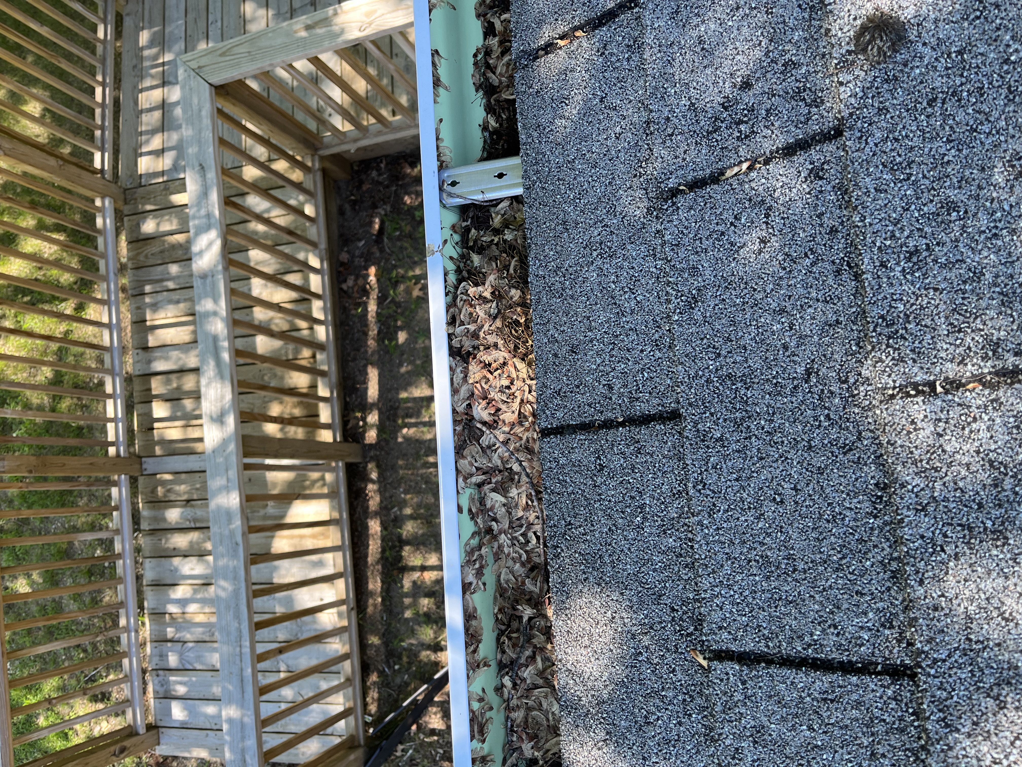 Gutter Cleaning and Maintenance