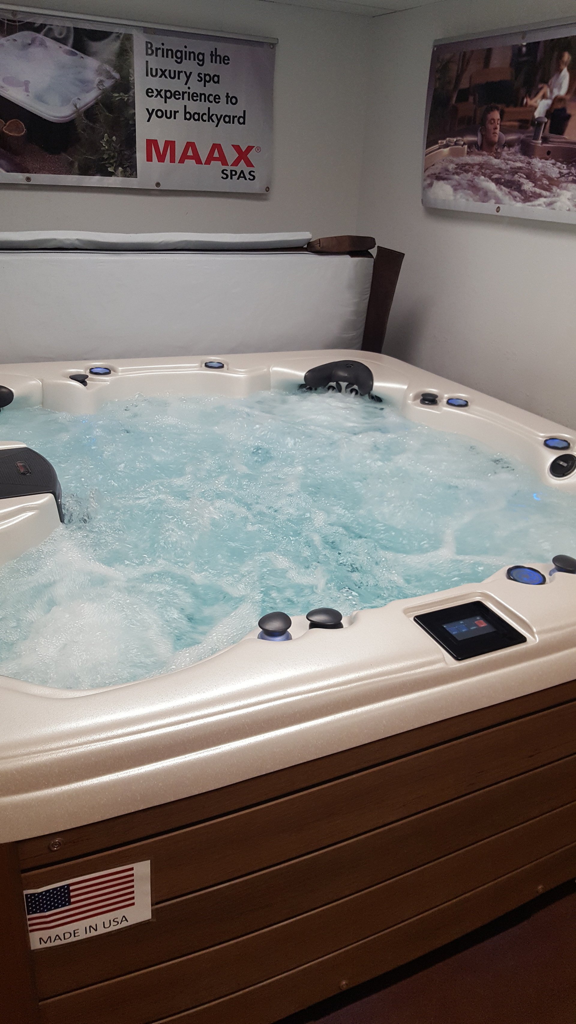 Maax Spa Models Hot Tubs Des Moines, IA