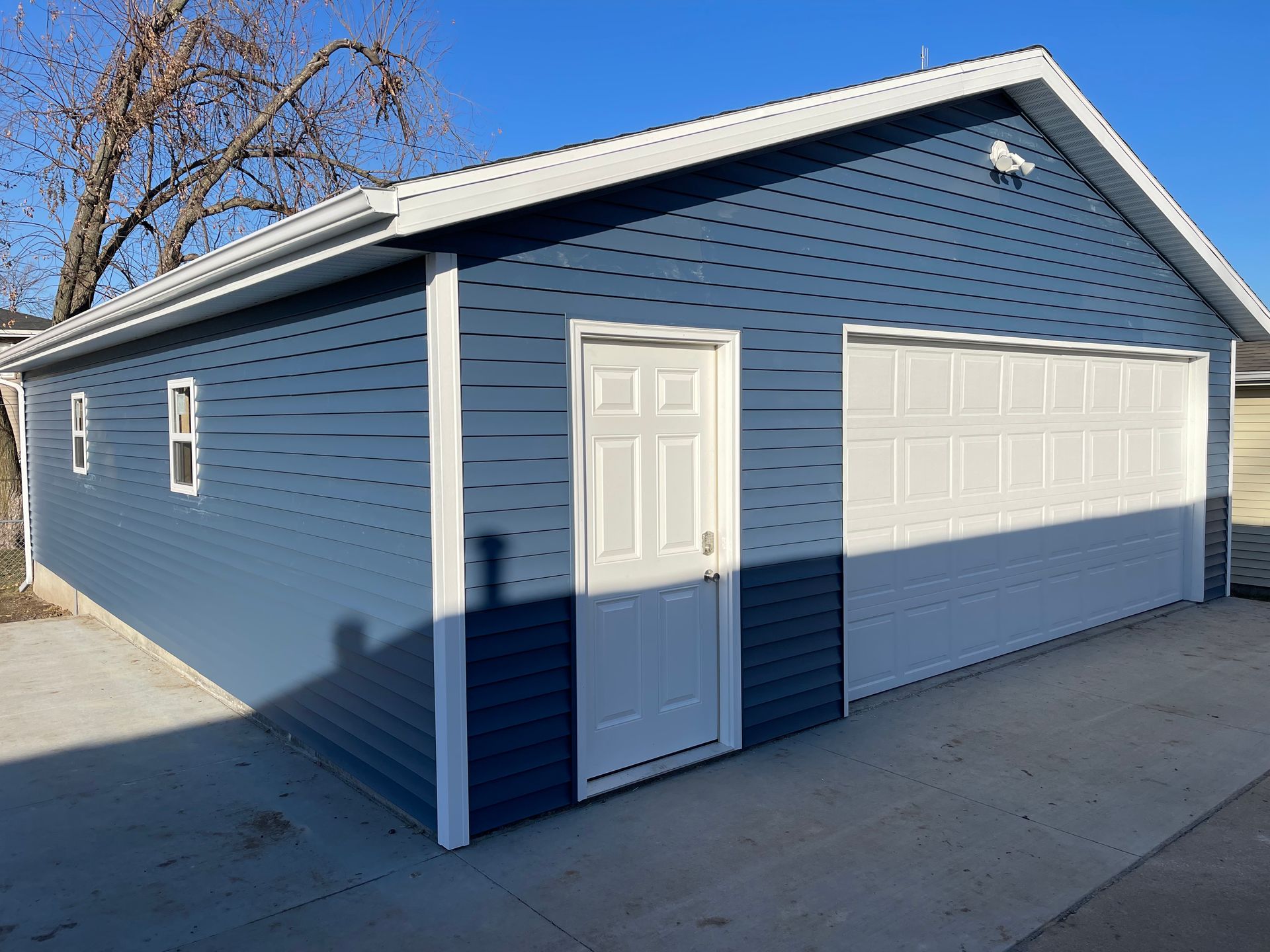 Garage Gallery, Cedar Rapids, Des Moines, Iowa City, Ames, Dubuque.