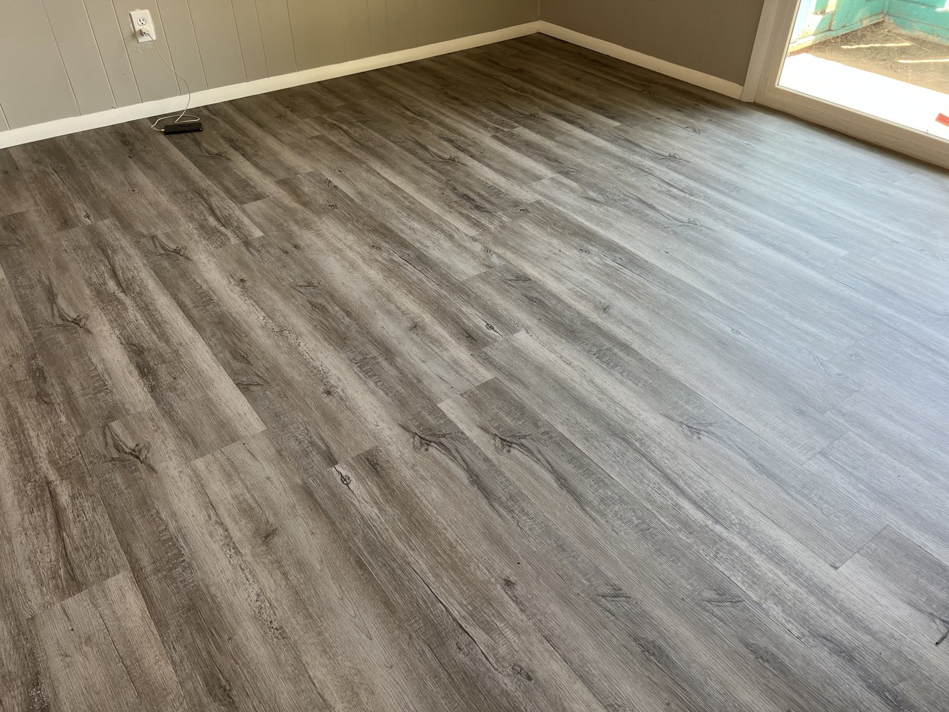 Vinyl Plank and Hardwood Ceramic Tile Oklahoma City, OK