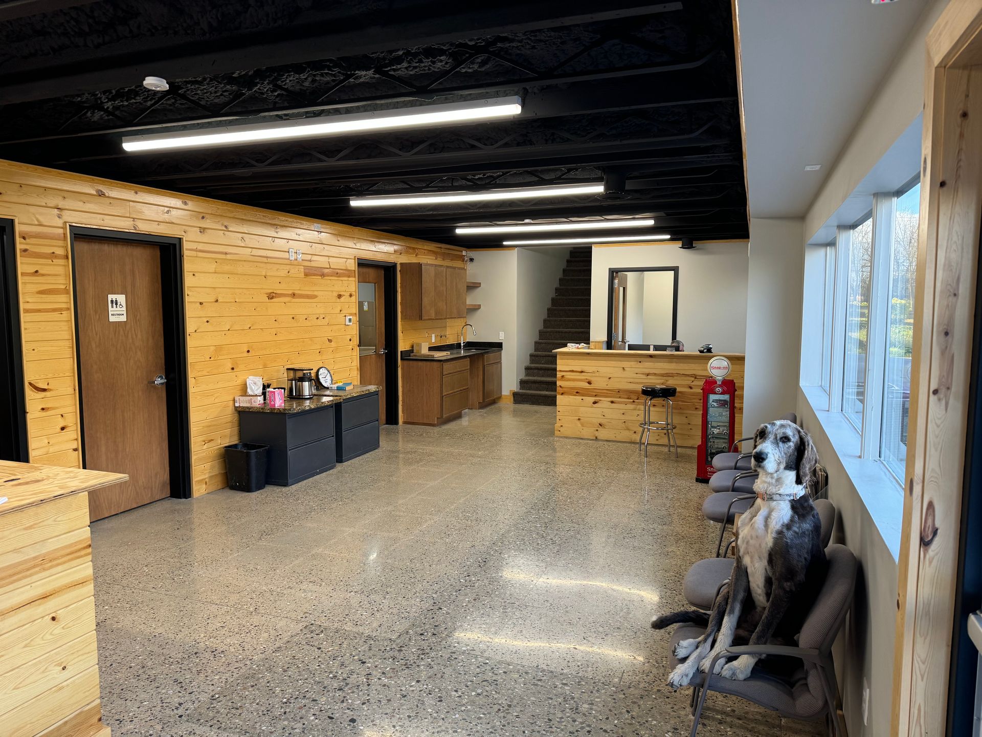 Gallery Dutton Auto Body Shop Inc