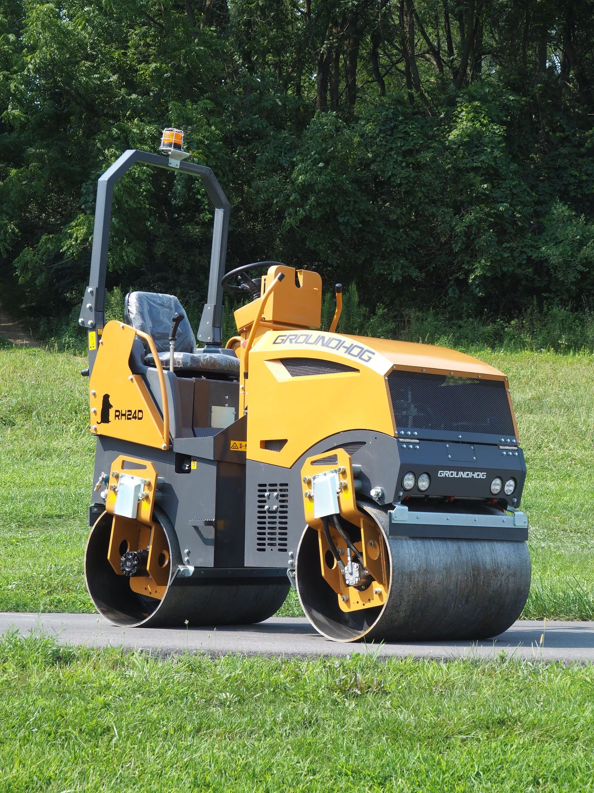 Heavy Equipment Harrisburg, PA | Groundhog Equipment LLC