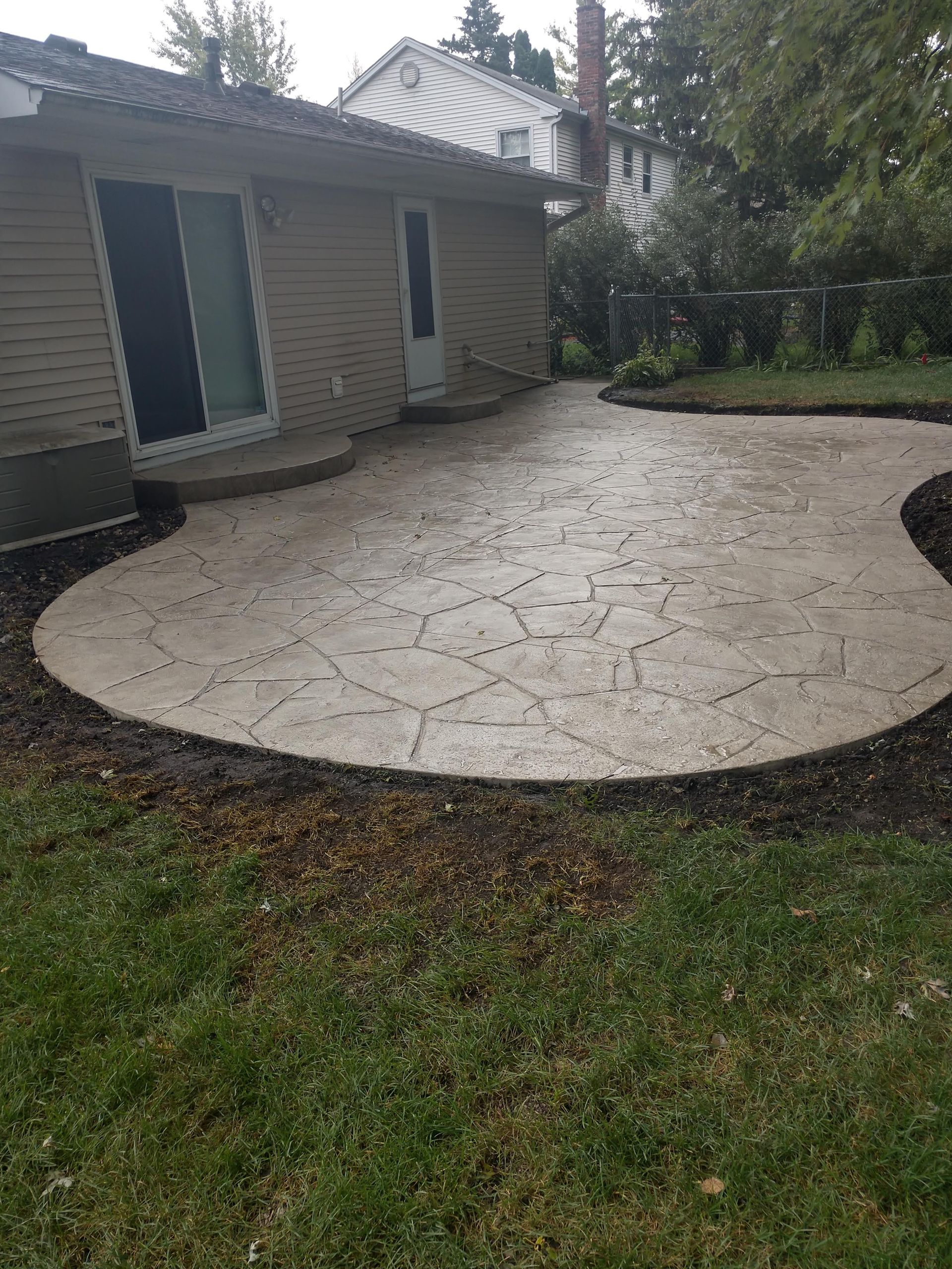 Cement Patio Rounded Concrete Patios | Round Lake, IL