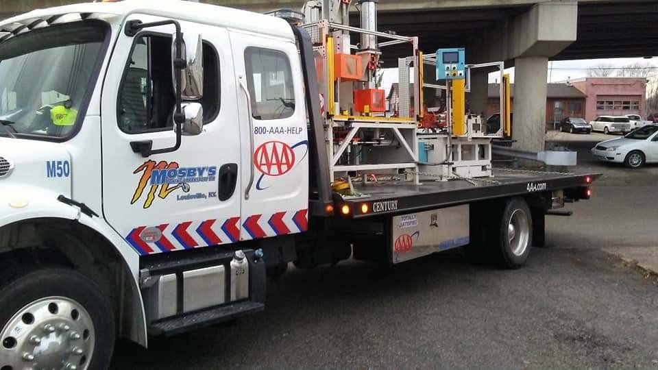Mosby's Towing & Transport LLC Gallery Louisville KY