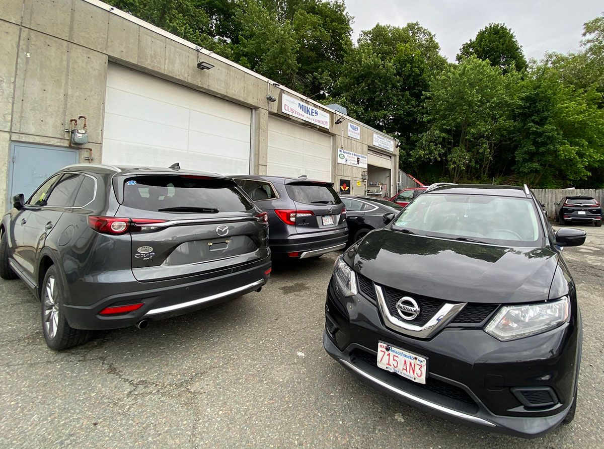 Service Gallery Mike's Custom Auto Body