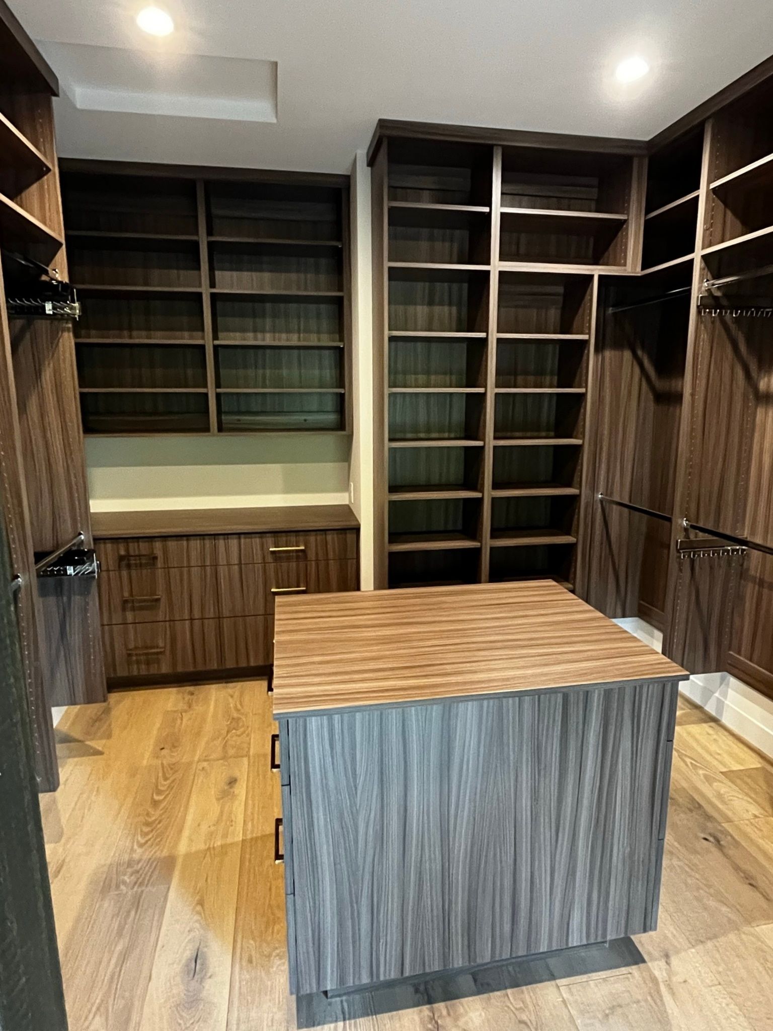 Traditional Wood Builders Inc Closet Photo Gallery Rochester